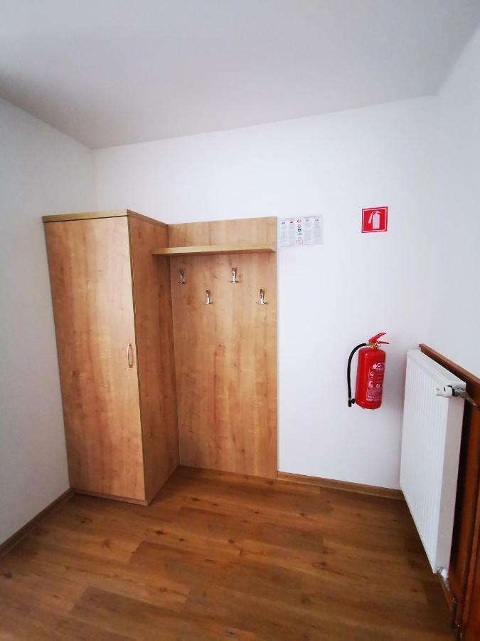 Apartmaji Tomsic Mojstrana Eksteriør bilde