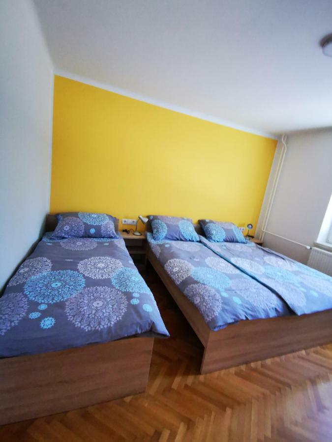 Apartmaji Tomsic Mojstrana Eksteriør bilde