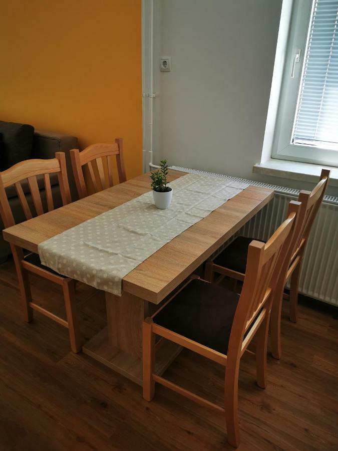 Apartmaji Tomsic Mojstrana Eksteriør bilde